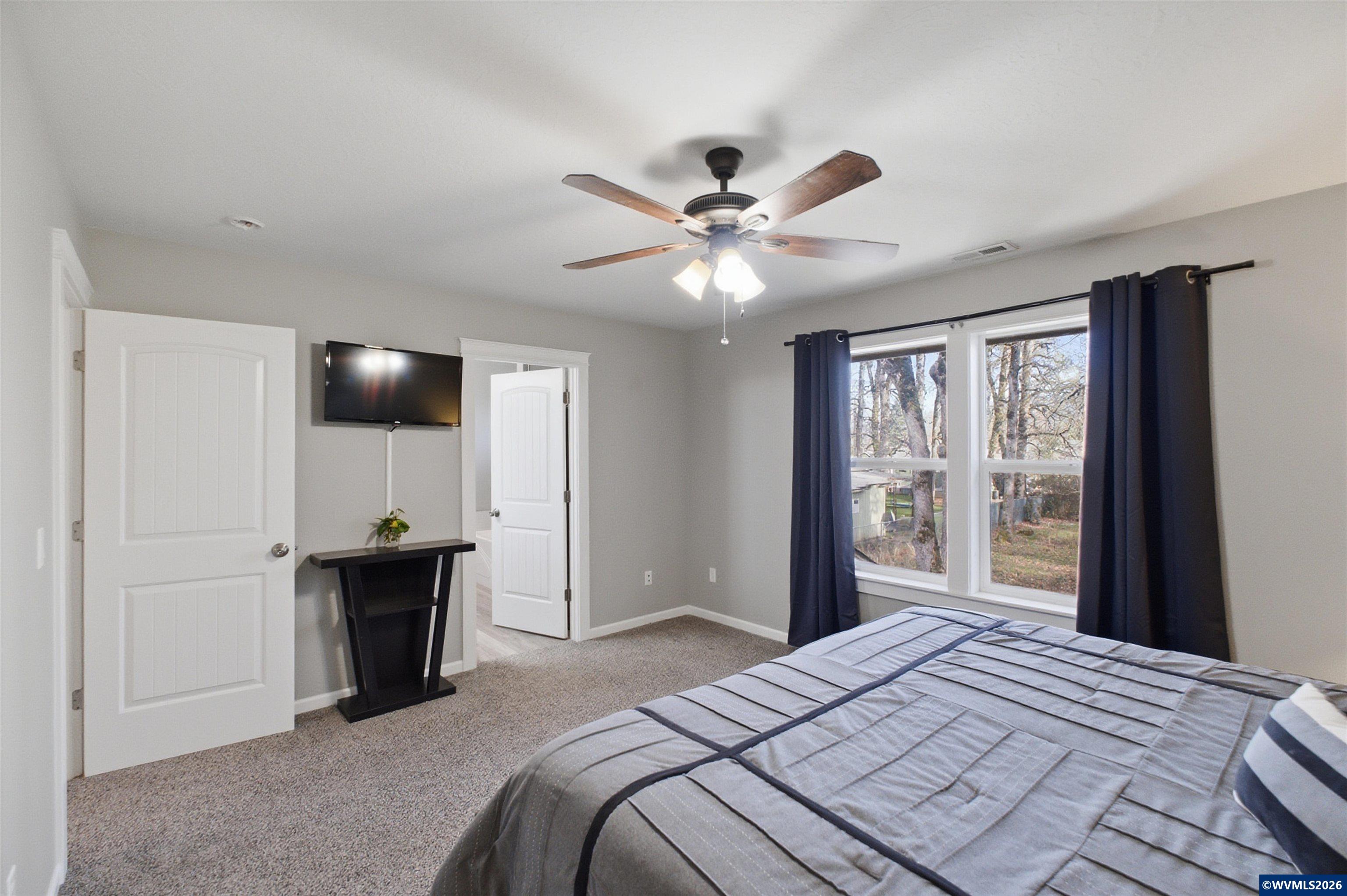 544 Walker Road Lebanon, OR 97355 - Photo 20 of 32 Gallery Image 20