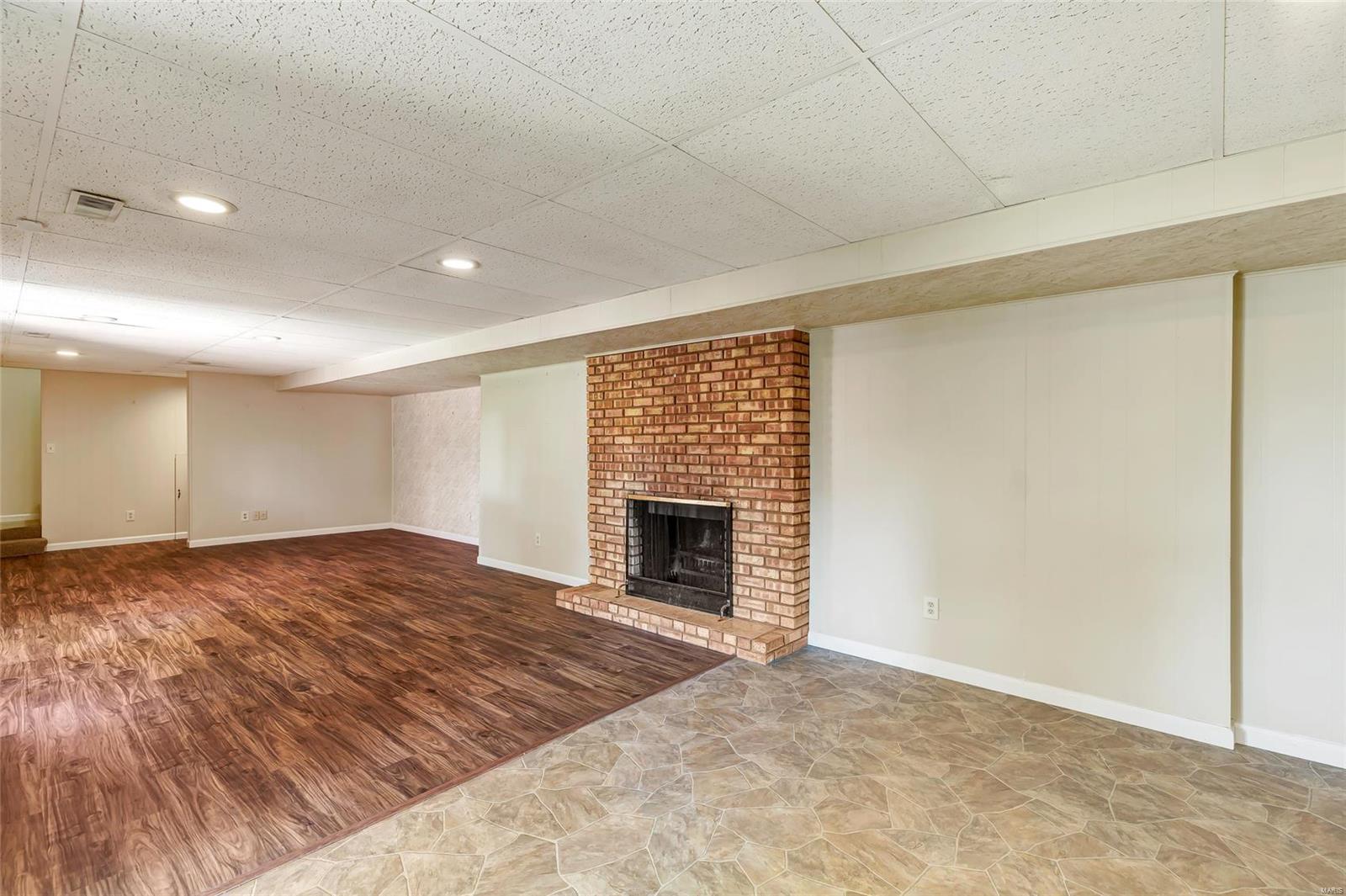 224 Hunters Ridge St. Charles, MO 63301 - Photo 17 of 31 Gallery Image 17