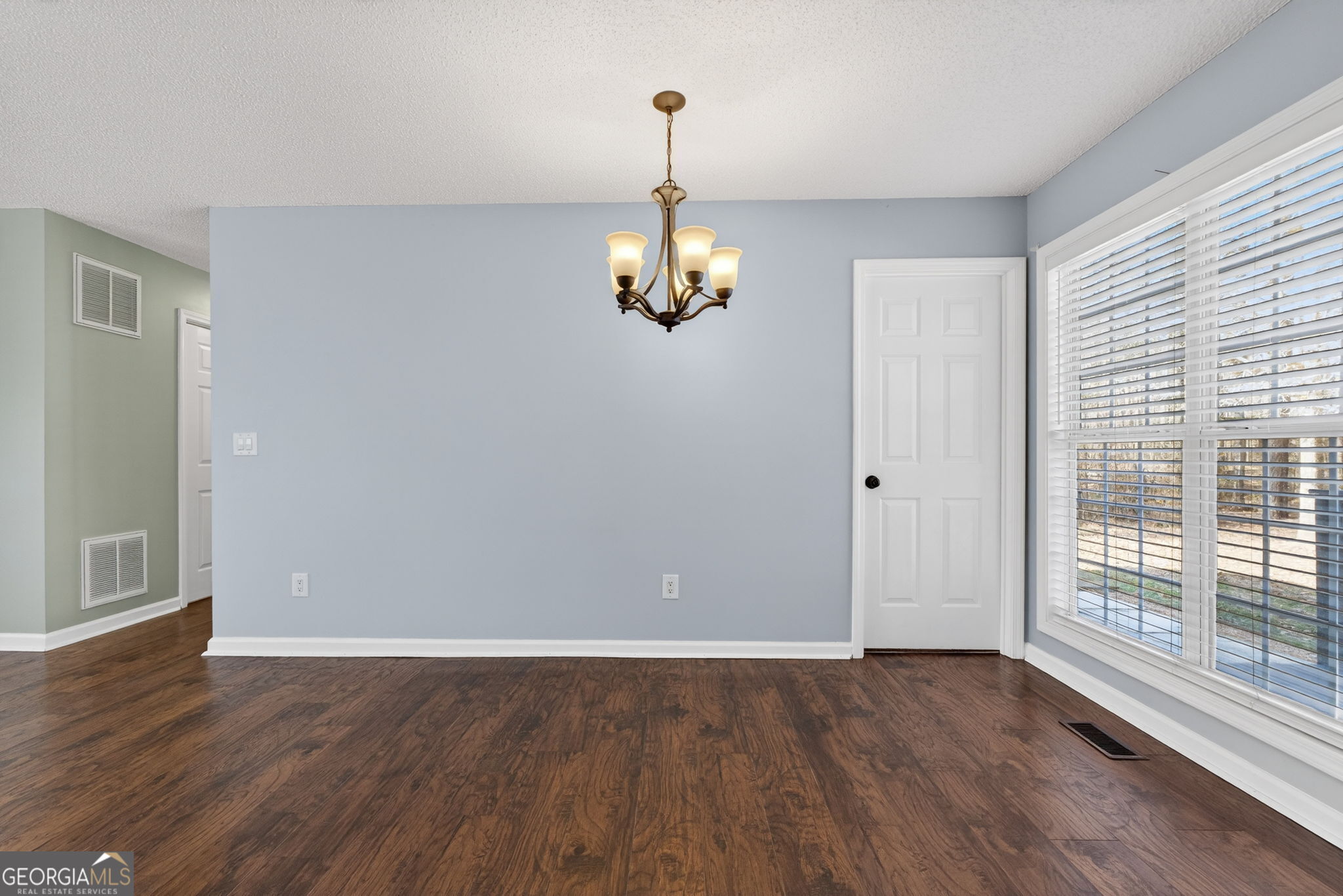 118 Ridgeway Road Milner, GA 30257 - Photo 11 of 50