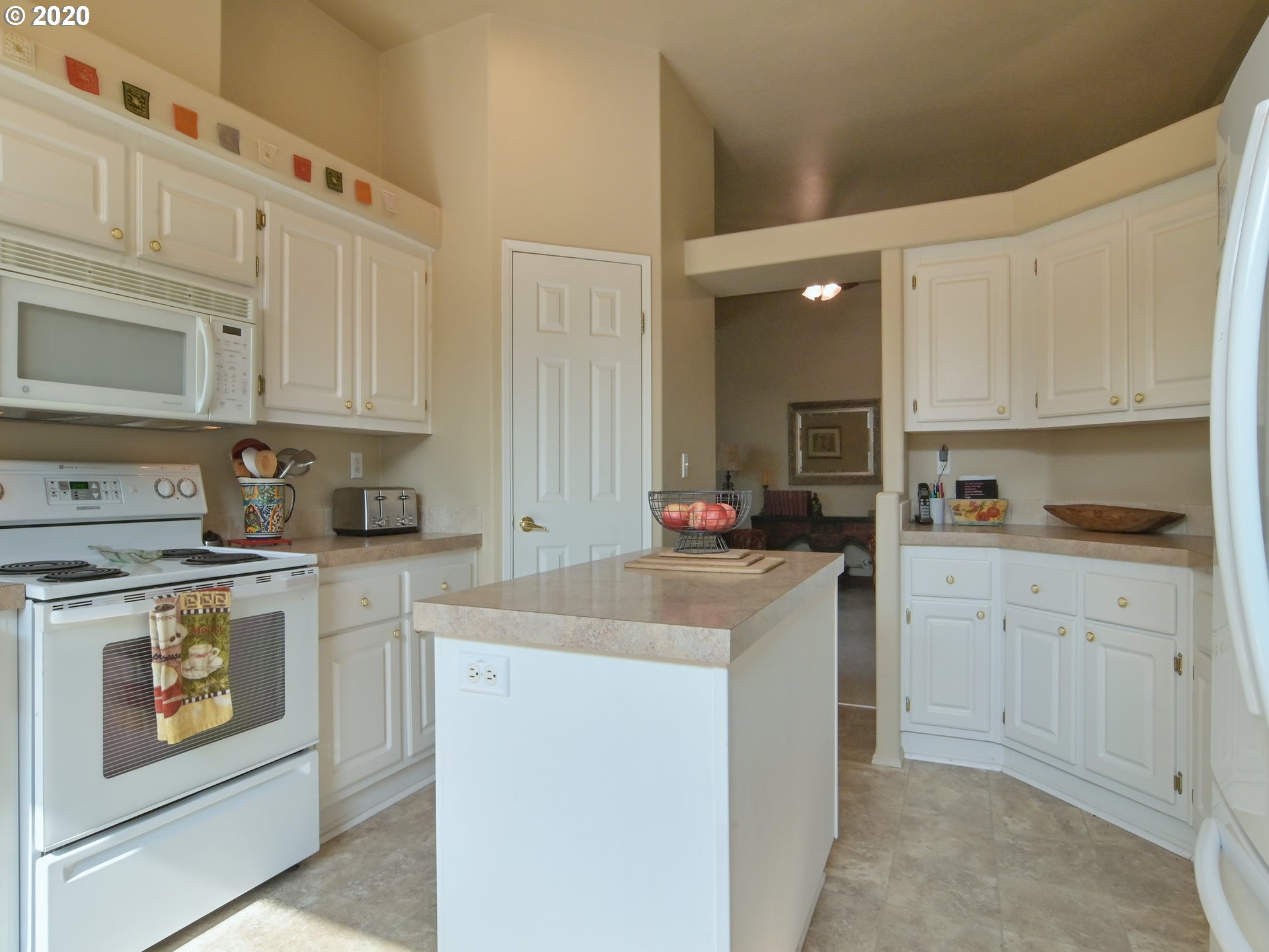 3220 Crescent Avenue, Unit 74 Eugene, OR 97408 - Photo 15 of 31