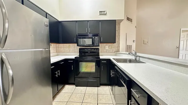 $179,000 | 2550 Southwest 18th Terrace, Unit 2118, Fort Lauderdale, FL 33315