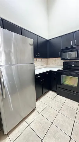 $179,000 | 2550 Southwest 18th Terrace, Unit 2118, Fort Lauderdale, FL 33315