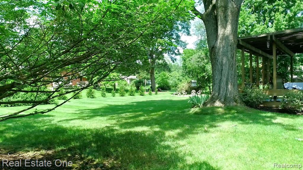 1291 Gettysburg Court Rochester Hills, MI 48306 - Photo 4 of 47
