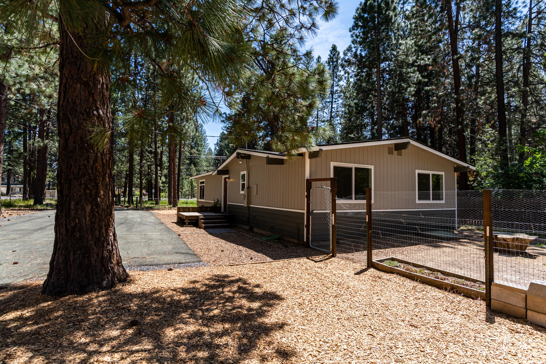 60187 Cinder Butte Road Bend, OR 97702 - Photo 2 of 26 CB View 2
