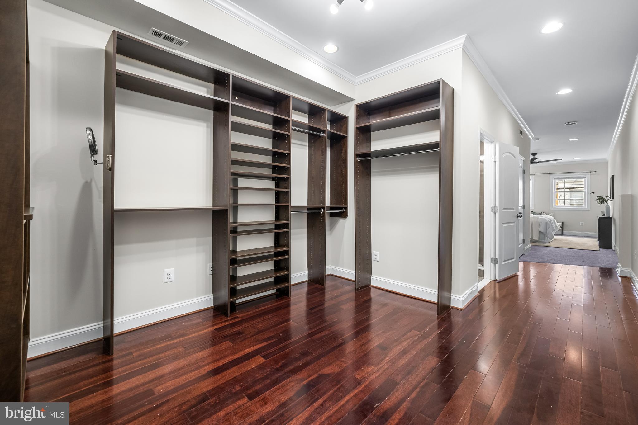 1322 South Hanover Street Baltimore, MD 21230 - Photo 22 of 50 Primary Suite