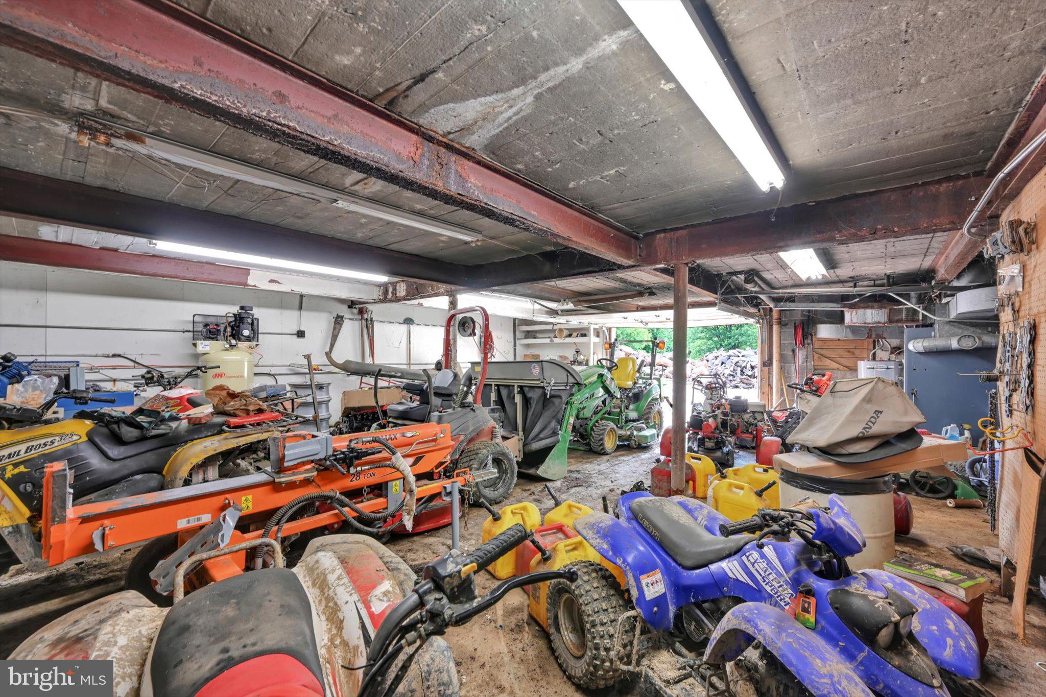 641 Laudermilch Road Hummelstown, PA 17036 - Photo 39 of 51