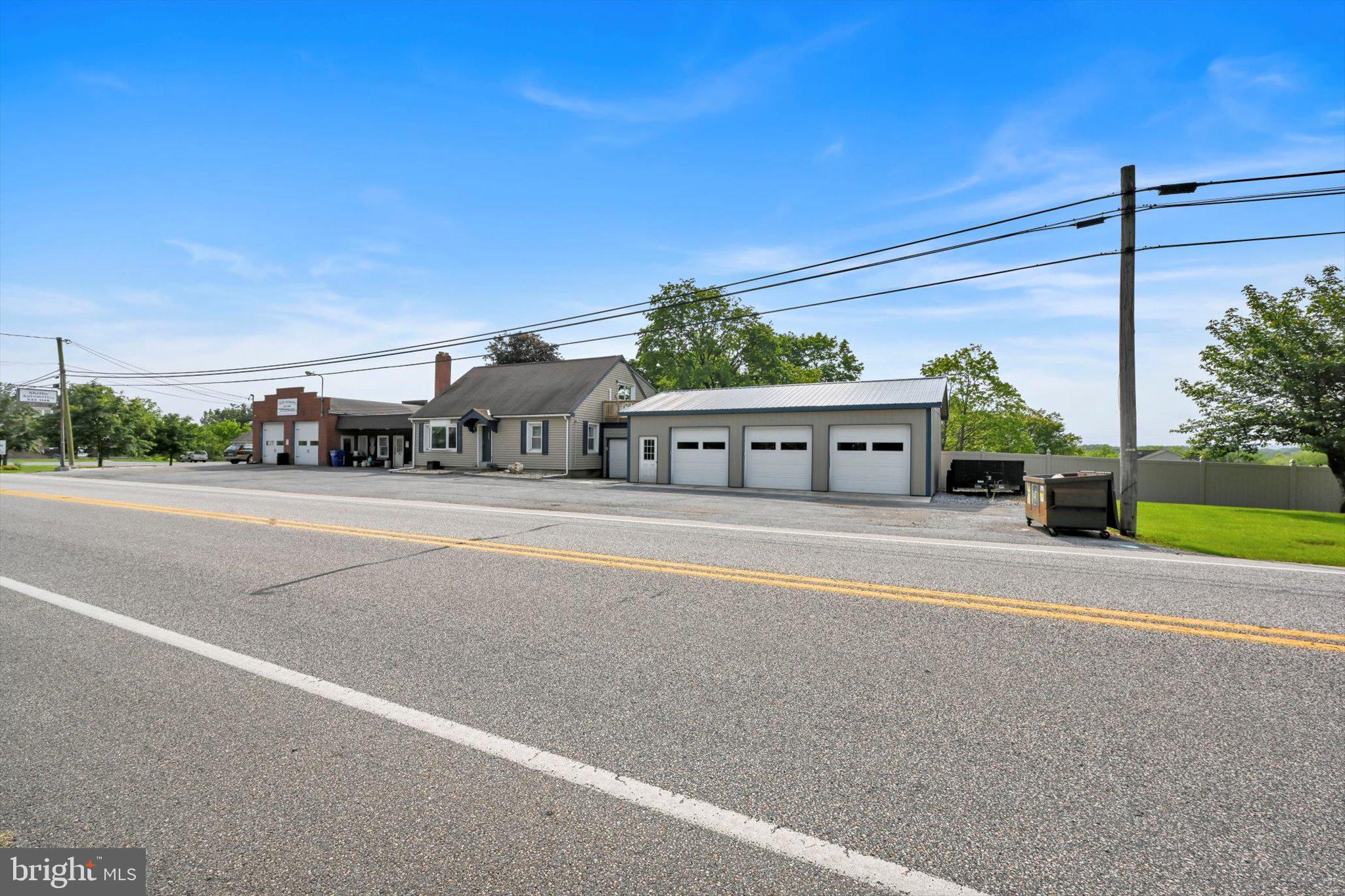 641 Laudermilch Road Hummelstown, PA 17036 - Photo 6 of 51