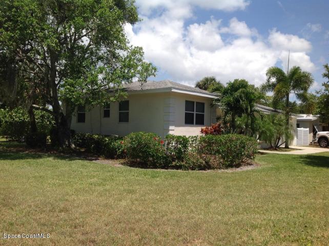 2308 Country Club Road Melbourne, FL 32901 - Photo 2 of 20 Side elevation