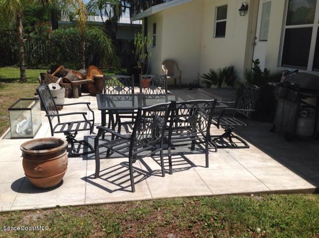 2308 Country Club Road Melbourne, FL 32901 - Photo 17 of 20 Patio