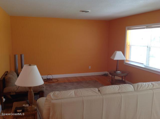 2308 Country Club Road Melbourne, FL 32901 - Photo 7 of 20 Living