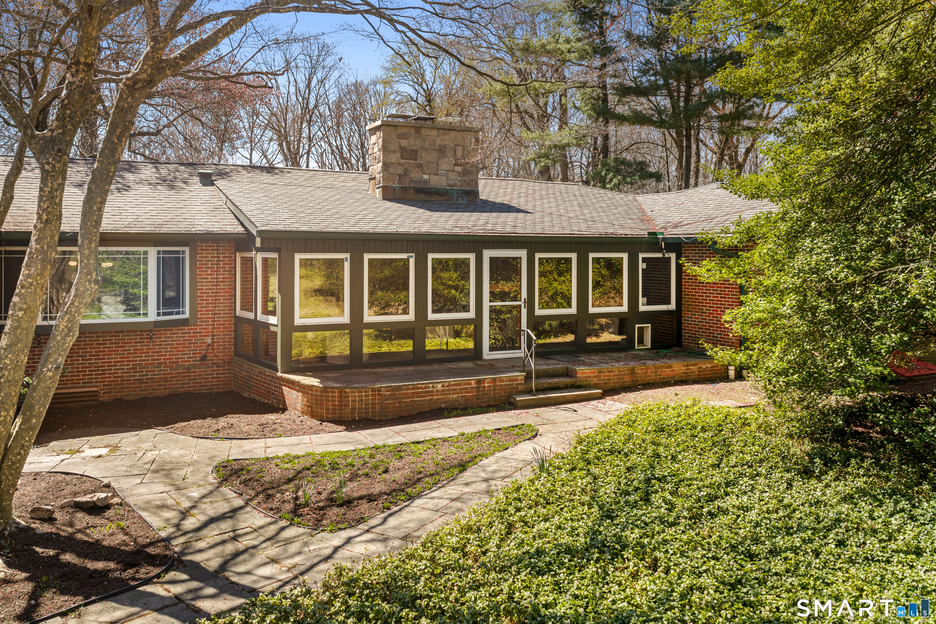 143 Palmer Hill Road Stamford, CT 06902 - Photo 36 of 40 front view of a house with a yard