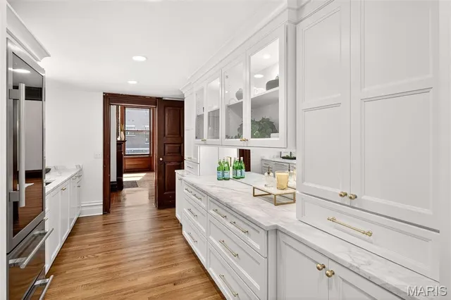 $1,200,000 | 4341 Westminster Place, Unit 1, St. Louis, MO 63108