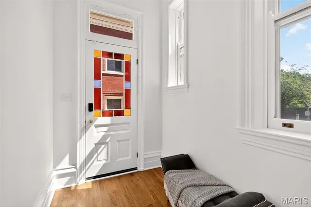 $1,200,000 | 4341 Westminster Place, Unit 1, St. Louis, MO 63108