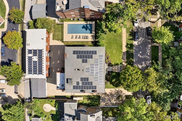 $1,200,000 | 4341 Westminster Place, Unit 1, St. Louis, MO 63108