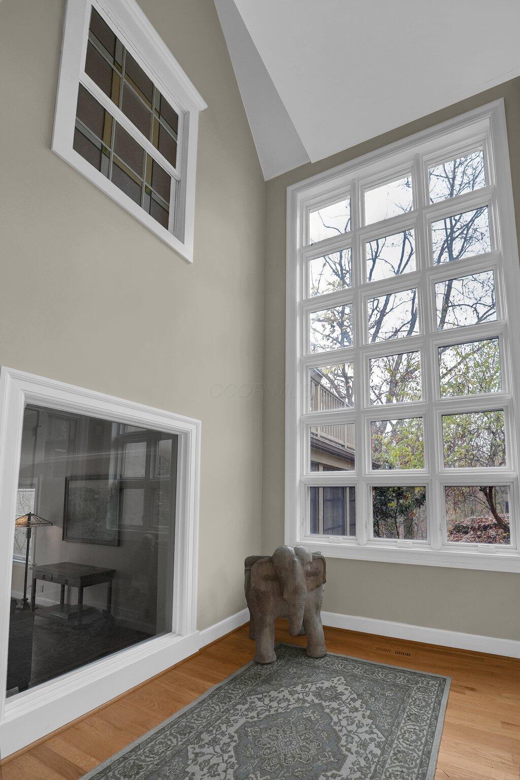 296 Walhalla Road Columbus, OH 43202 - Photo 7 of 75 61-web-or-mls-296-walhalla-rd
