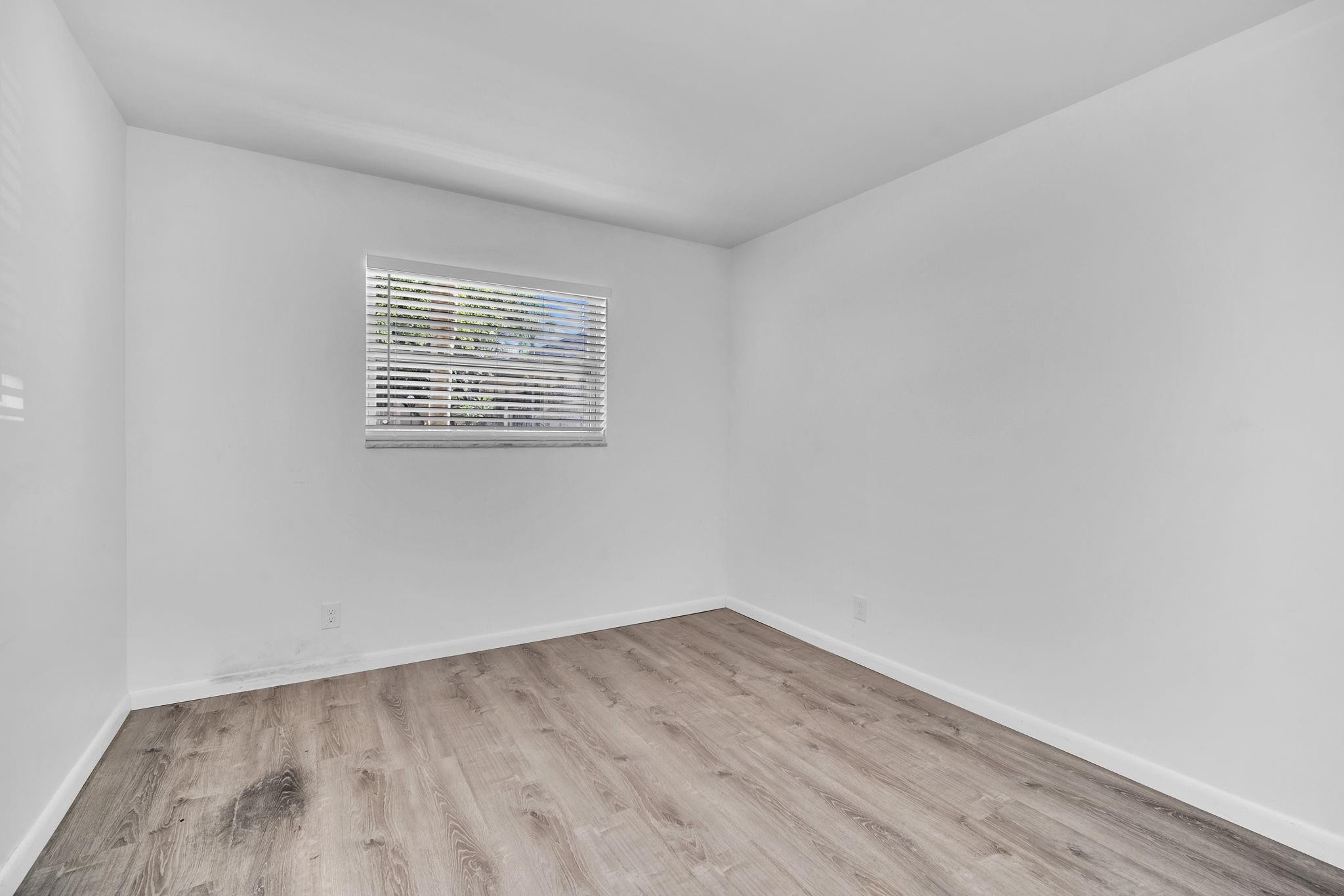 151 Berkley Road, Unit 110 Hollywood, FL 33024 - Photo 12 of 27 Photo 12