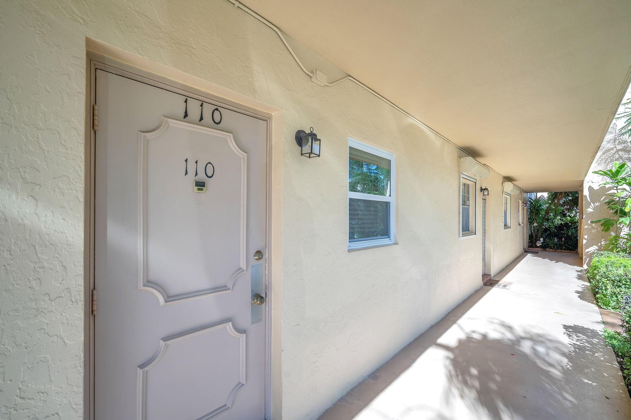 151 Berkley Road, Unit 110 Hollywood, FL 33024 - Photo 19 of 27 Photo 19
