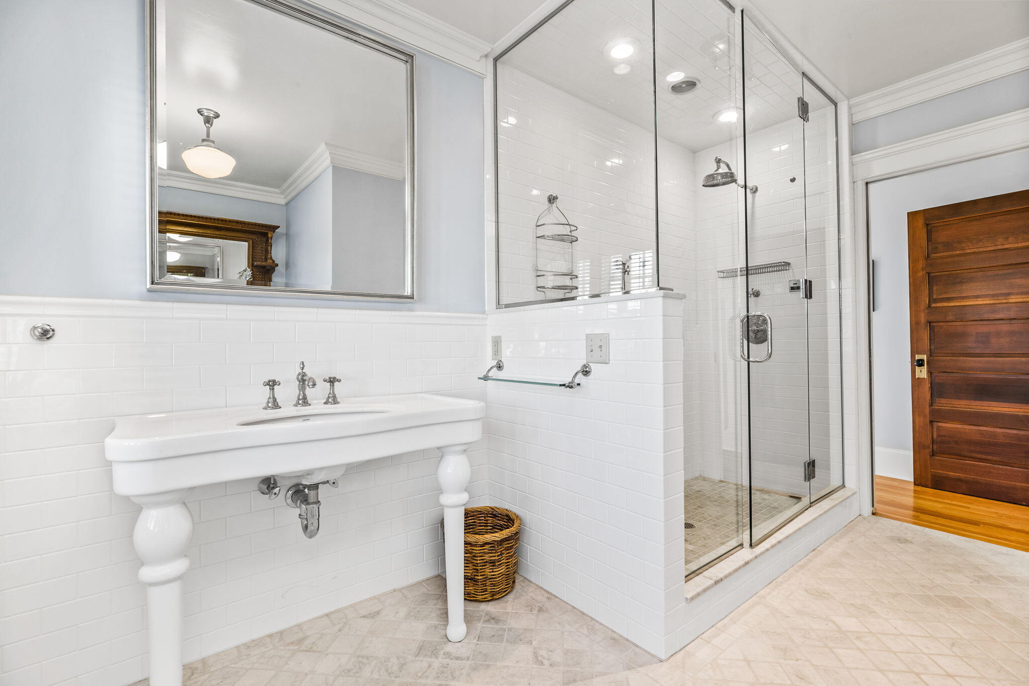 20 Bay Shore Road Hyannis, MA 02601 - Photo 32 of 42 a bathroom with a shower sink and mirror