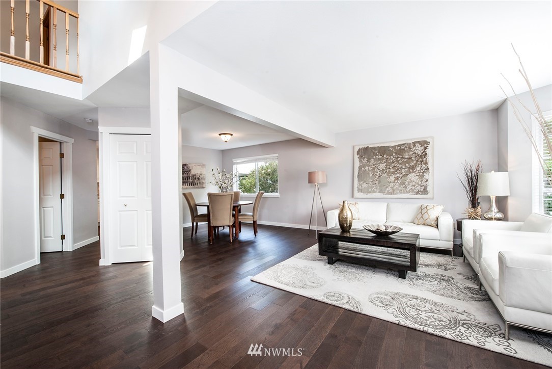 18605 106th Place Southeast Renton, WA 98055 - Photo 2 of 24