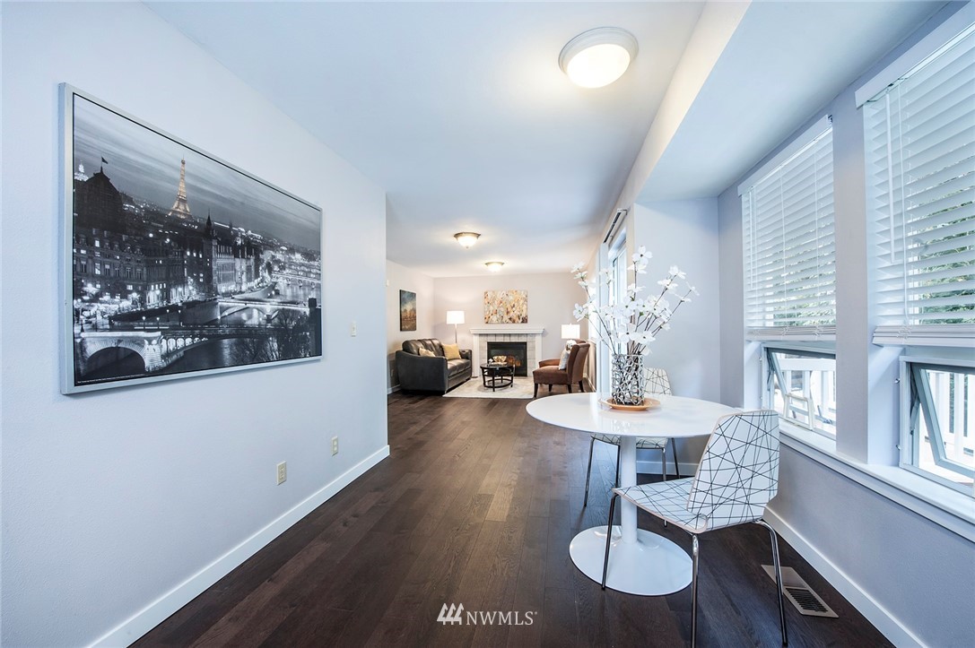 18605 106th Place Southeast Renton, WA 98055 - Photo 7 of 24