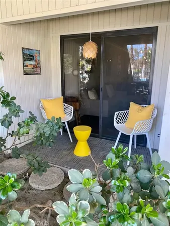 $1,725 | 751 Los Felices Circle West, Unit M116, Palm Springs, CA 92262