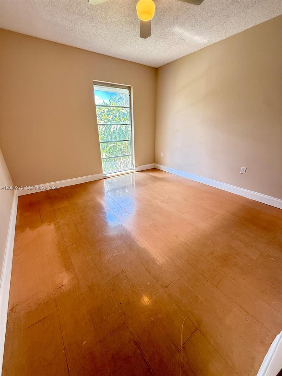 3301 Raleigh Street, Unit 4D Hollywood, FL 33021 - Photo 13 of 18 Gallery Image 13