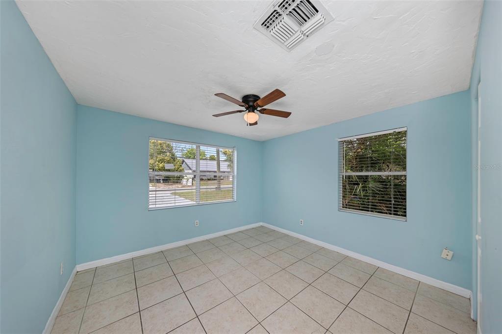5326 Berkley Road New Port Richey, FL 34652 - Photo 8 of 20 Gallery Image 8