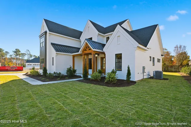 $849,900 | 700 Remington Drive, Greenville, NC 27858