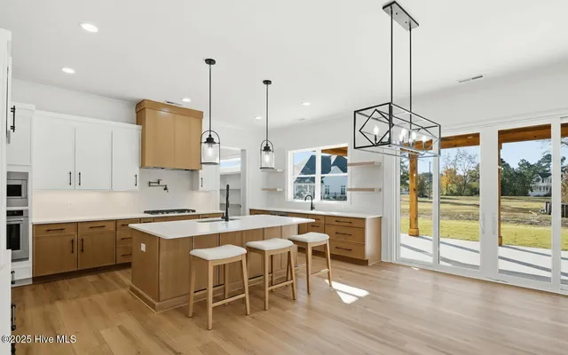 $849,900 | 700 Remington Drive, Greenville, NC 27858