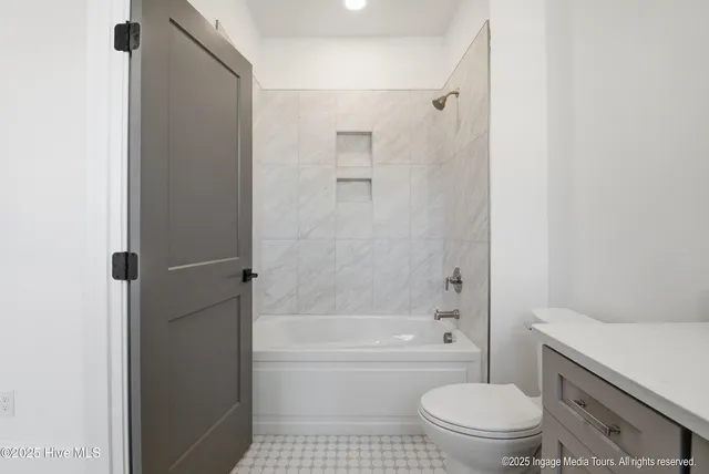 $849,900 | 700 Remington Drive, Greenville, NC 27858