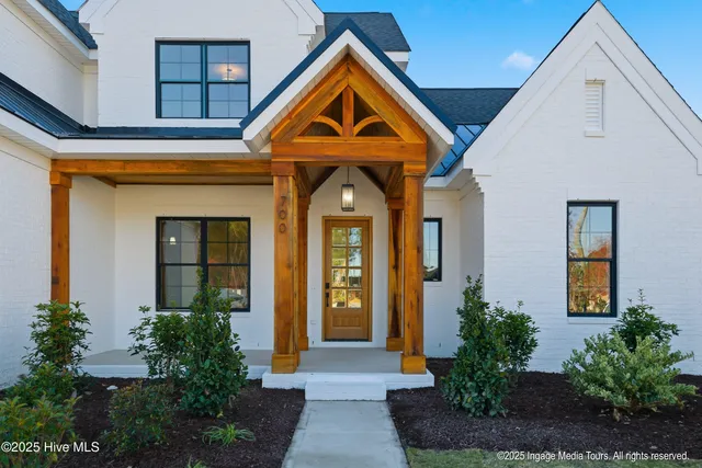 $849,900 | 700 Remington Drive, Greenville, NC 27858