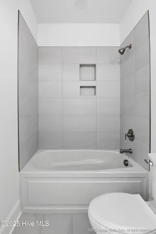 $849,900 | 700 Remington Drive, Greenville, NC 27858