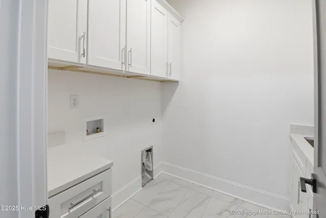 $849,900 | 700 Remington Drive, Greenville, NC 27858