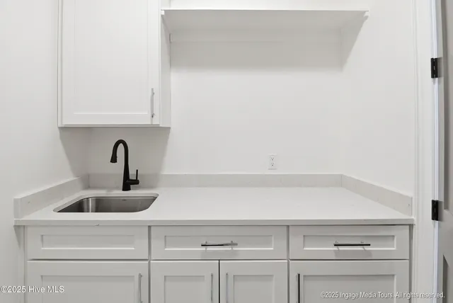 $849,900 | 700 Remington Drive, Greenville, NC 27858