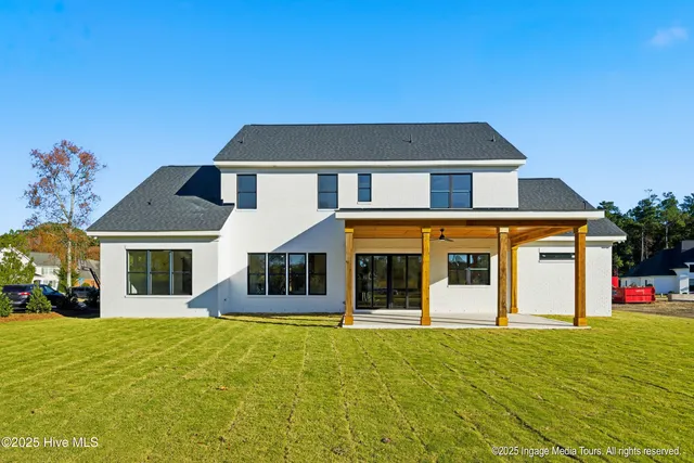 $849,900 | 700 Remington Drive, Greenville, NC 27858