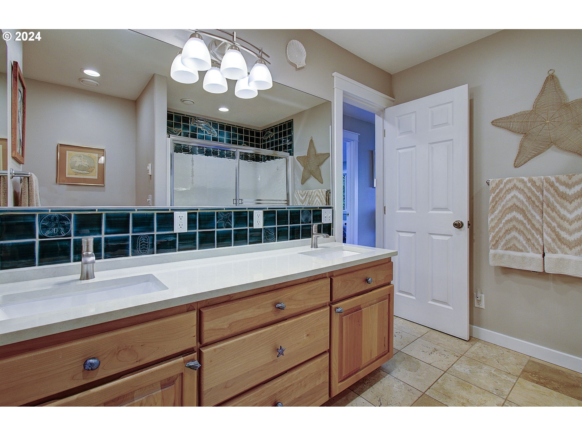 24424 Sandridge Road Ocean Park, WA 98640 - Photo 17 of 36 Gallery Image 17