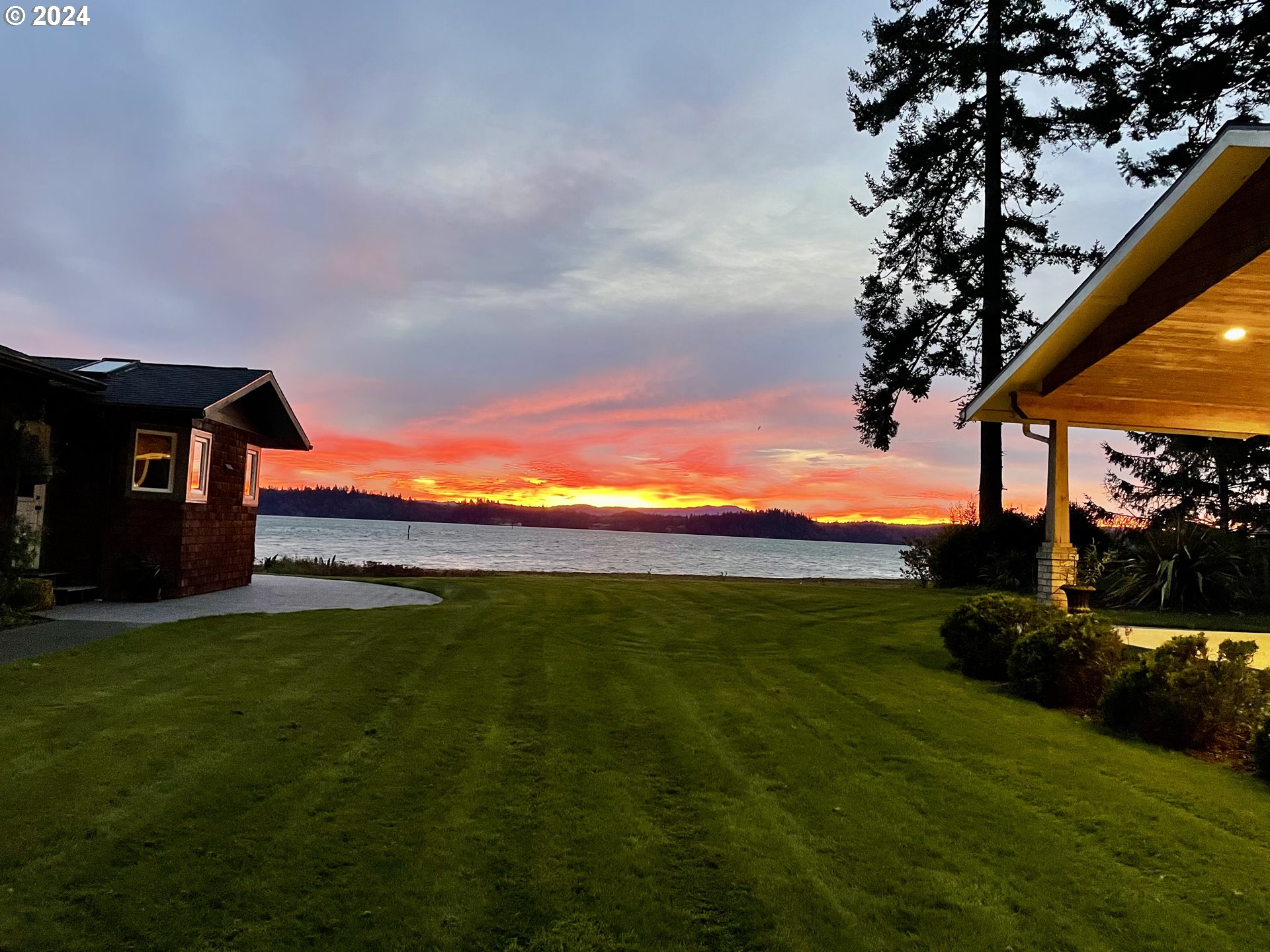 24424 Sandridge Road Ocean Park, WA 98640 - Photo 3 of 36 Gallery Image 3