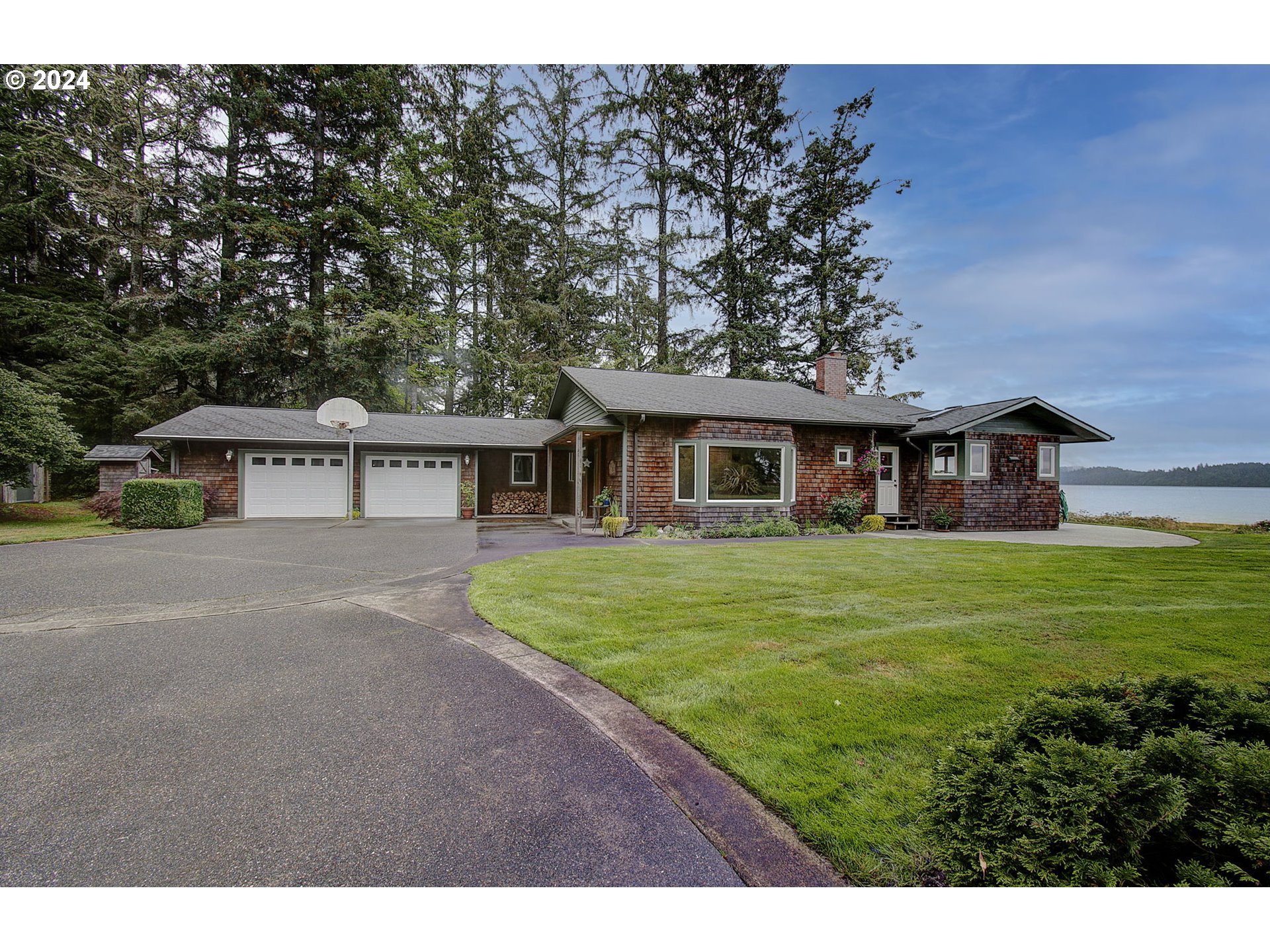 24424 Sandridge Road Ocean Park, WA 98640 - Photo 4 of 36 Gallery Image 4