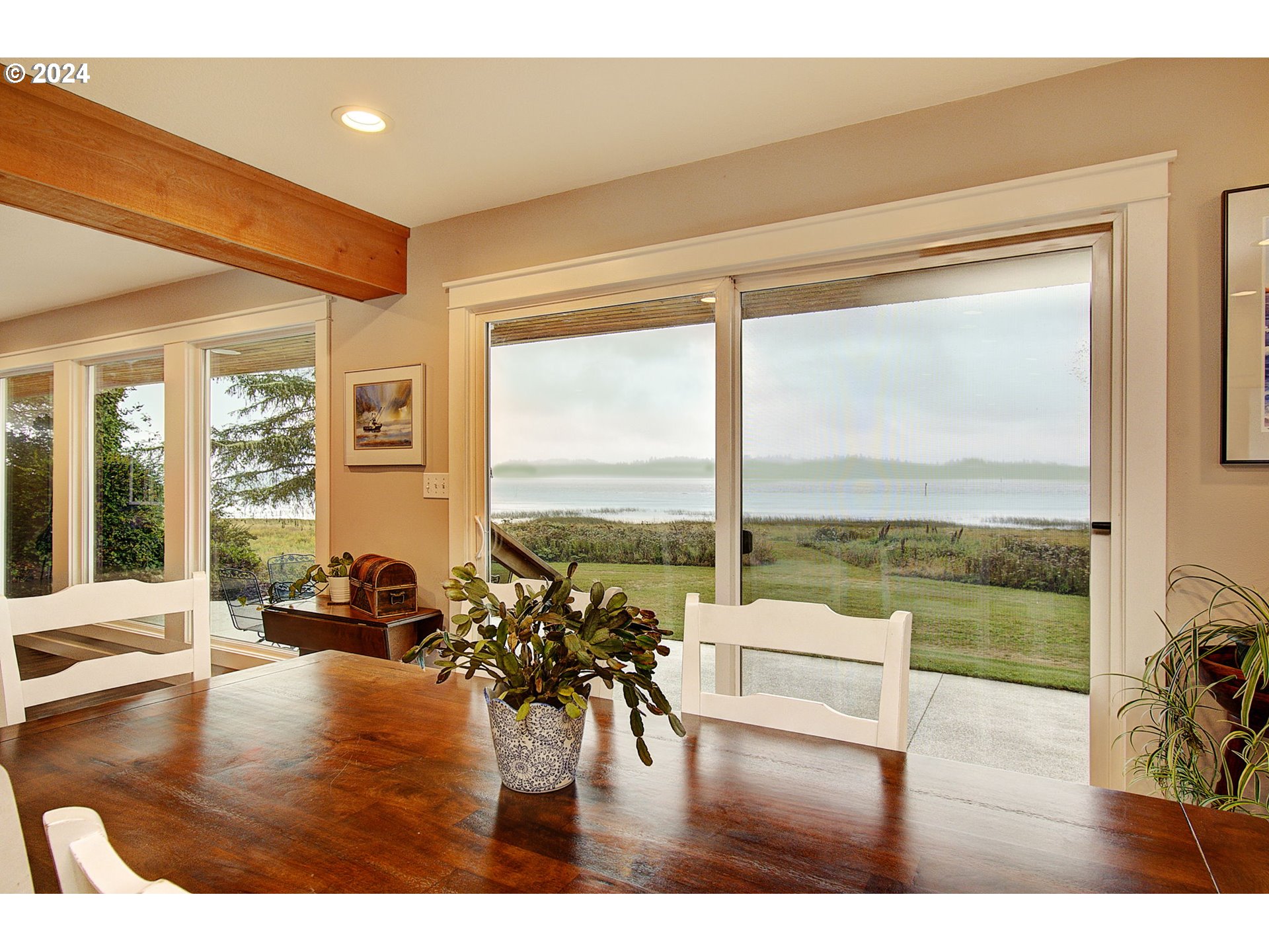 24424 Sandridge Road Ocean Park, WA 98640 - Photo 5 of 36 Gallery Image 5