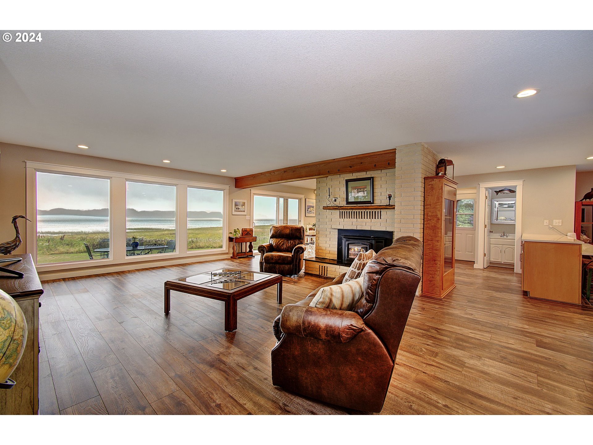 24424 Sandridge Road Ocean Park, WA 98640 - Photo 6 of 36 Gallery Image 6