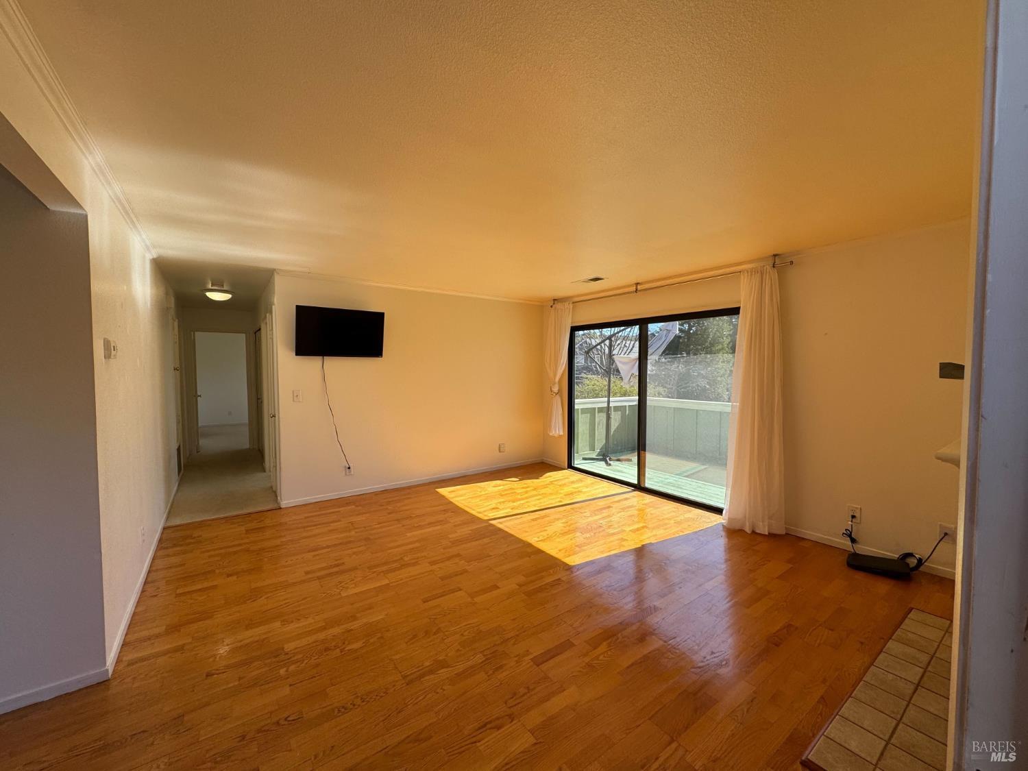 192 Agua Caliente Road West Sonoma, CA 95476 - Photo 8 of 27