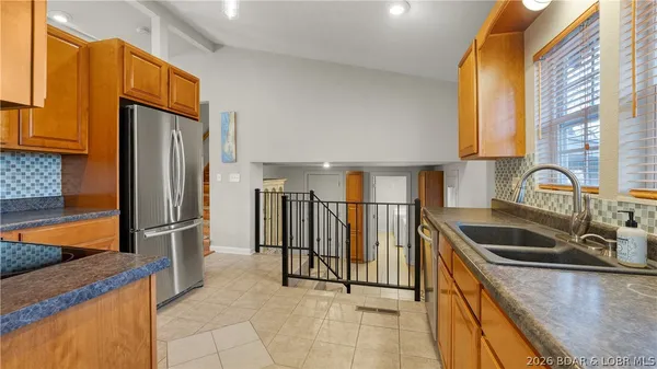 $349,900 | 155 Lake Road, Camdenton, MO 65020