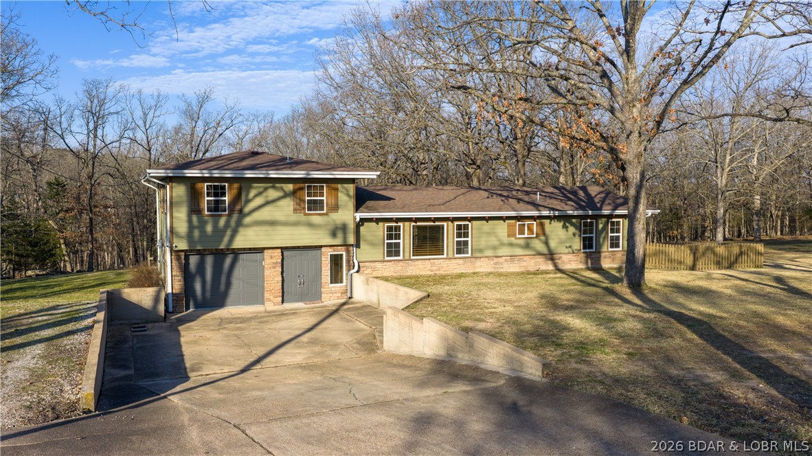 155 Lake Road Camdenton, MO 65020 - Photo 2 of 39 Well maintained 4 bedroom home on dead end road wi