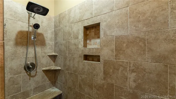 $349,900 | 155 Lake Road, Camdenton, MO 65020