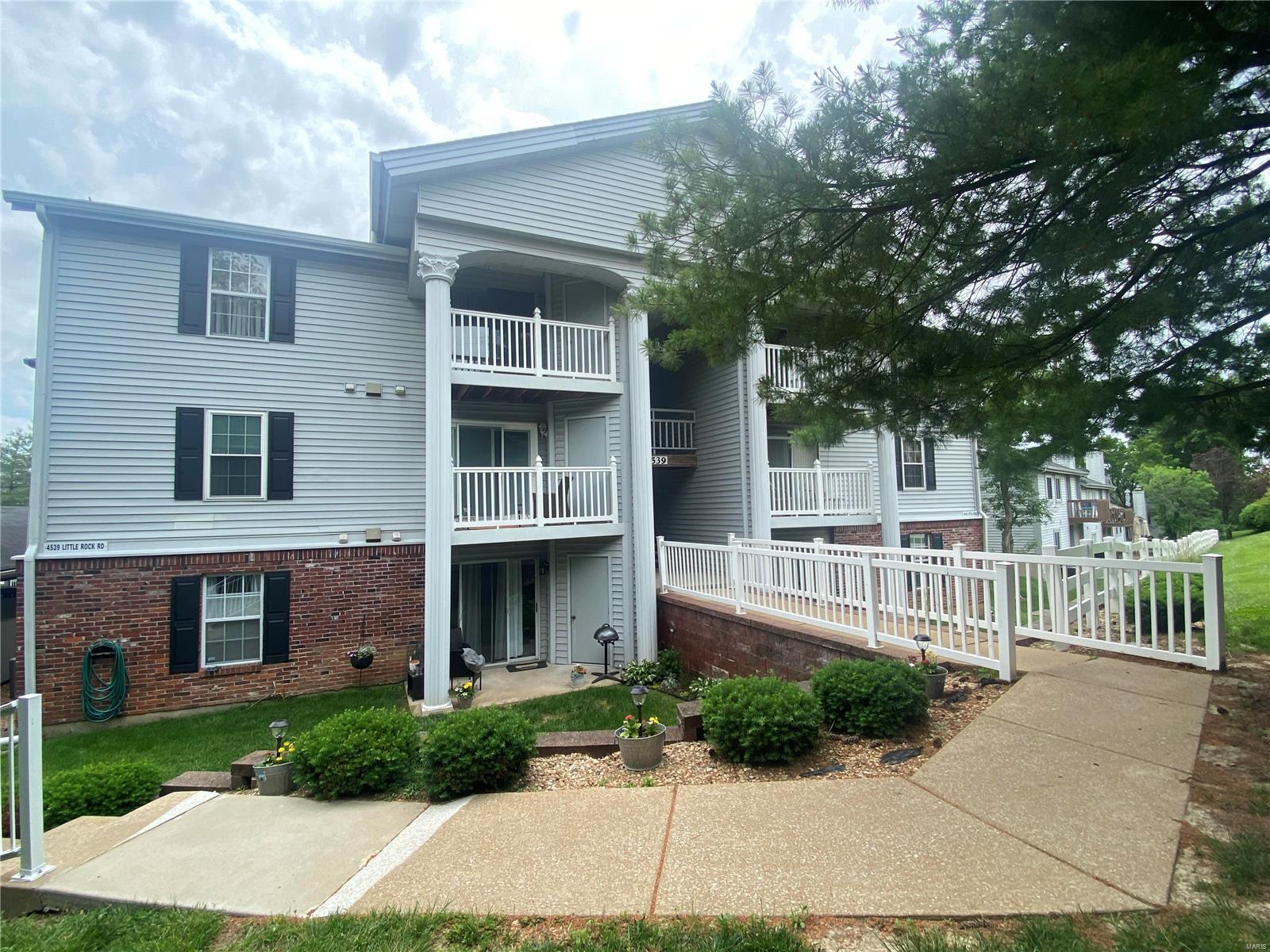 4539 Little Rock Road, Unit L St. Louis, MO 63128 - Photo 9 of 10 Gallery Image 9