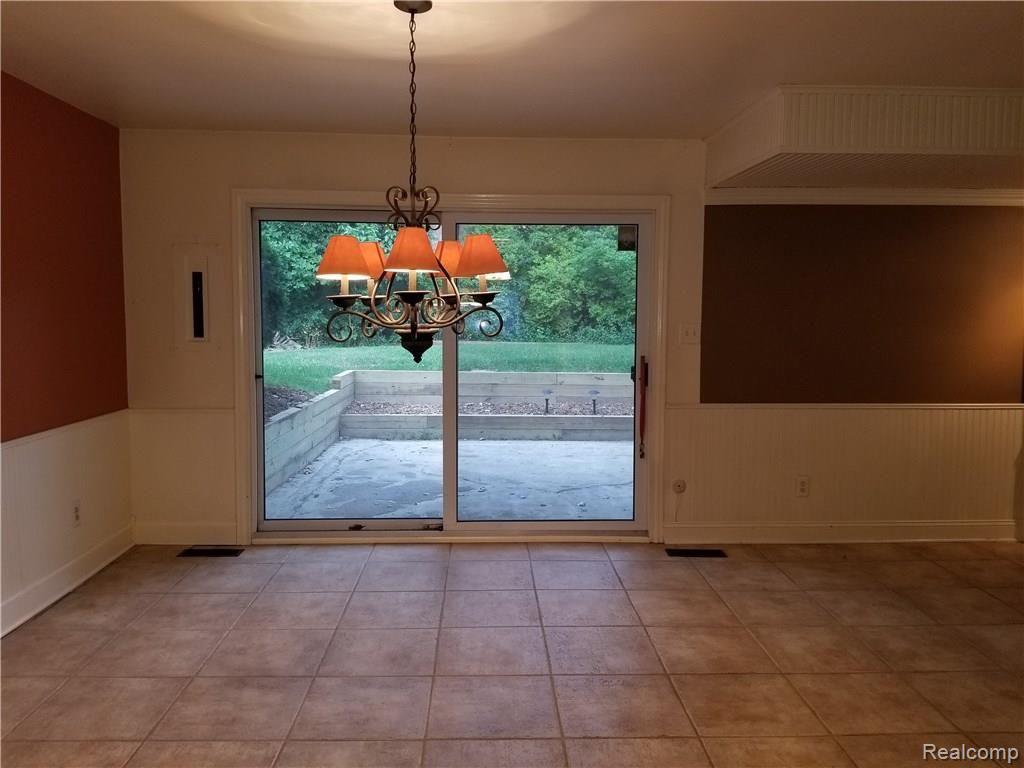 28328 Brandywine Road Farmington Hills, MI 48334 - Photo 13 of 28