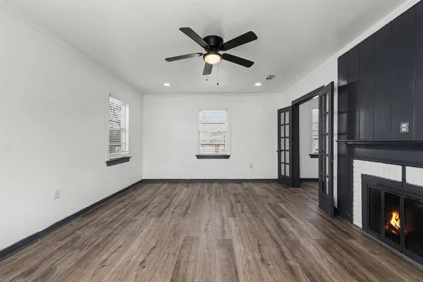 $2,000 | 2939 Timberline Drive, Fort Worth, TX 76119