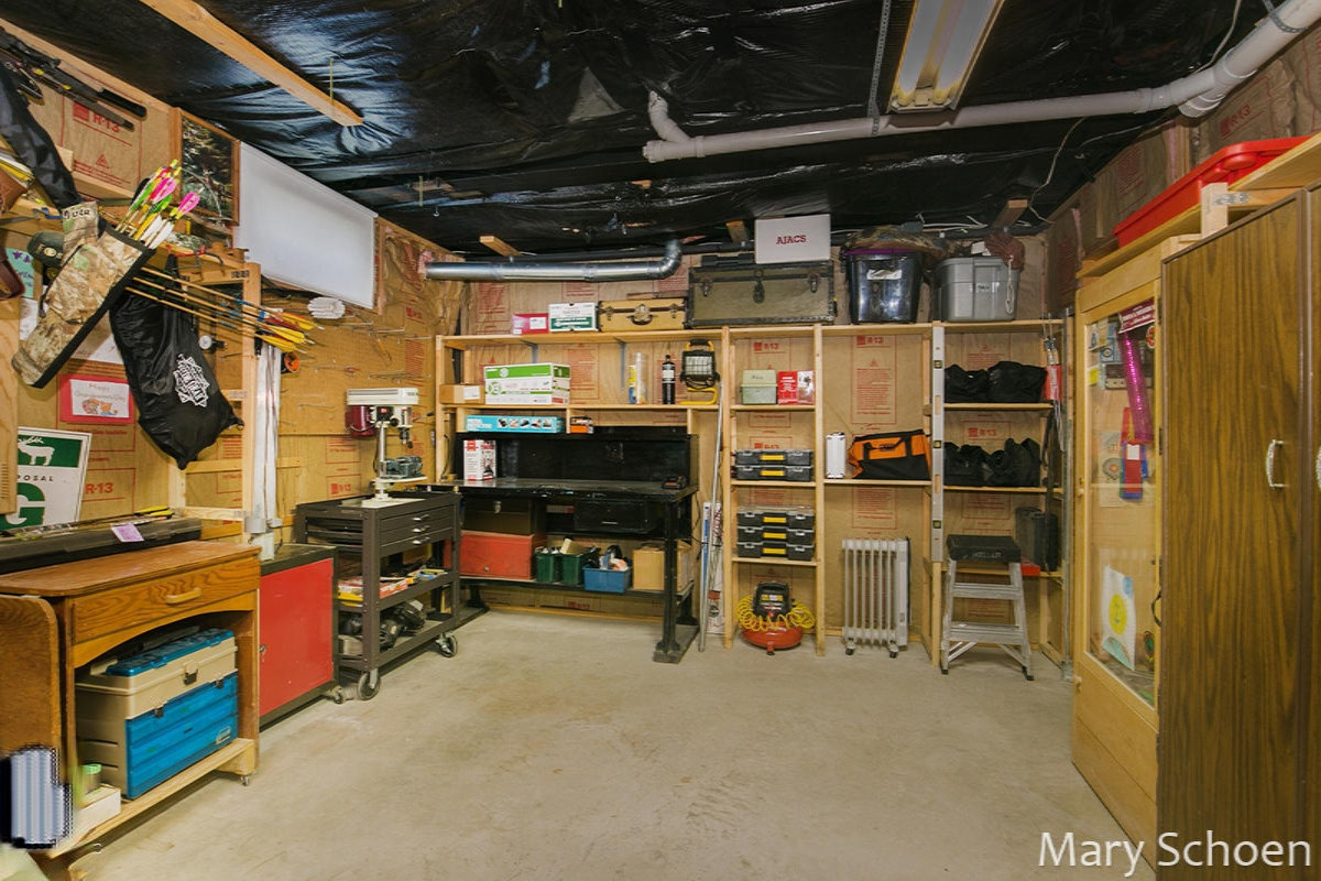 1951 North Marble Road Trufant, MI 49347 - Photo 19 of 30 Man Cave
