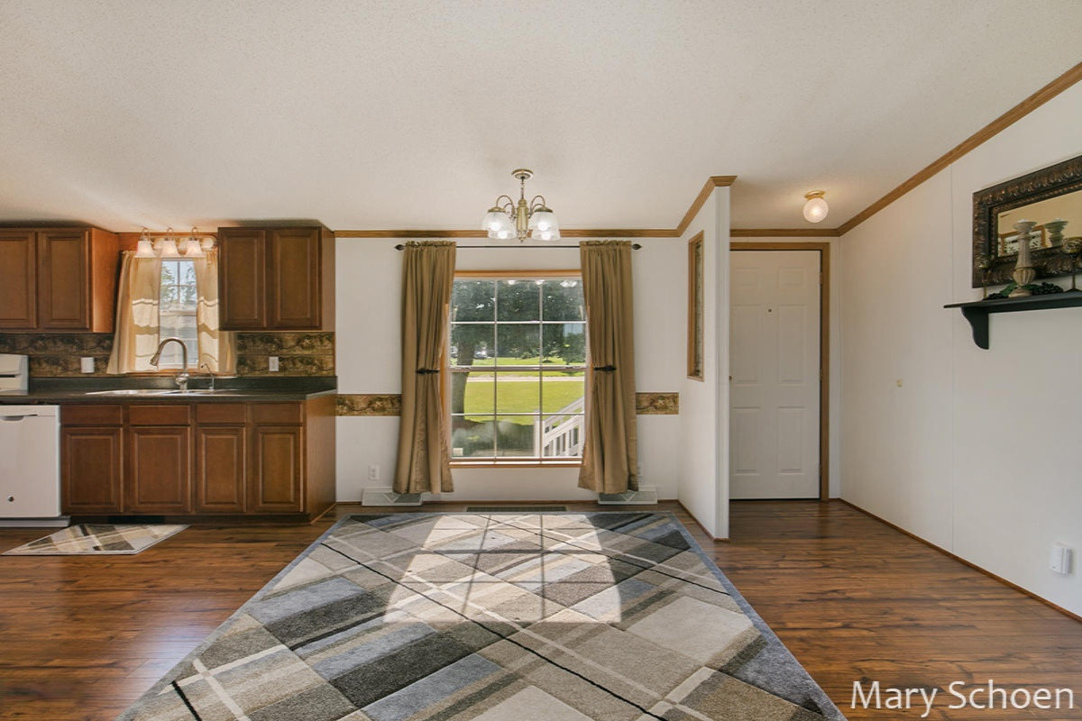 1951 North Marble Road Trufant, MI 49347 - Photo 8 of 30 Dining Room