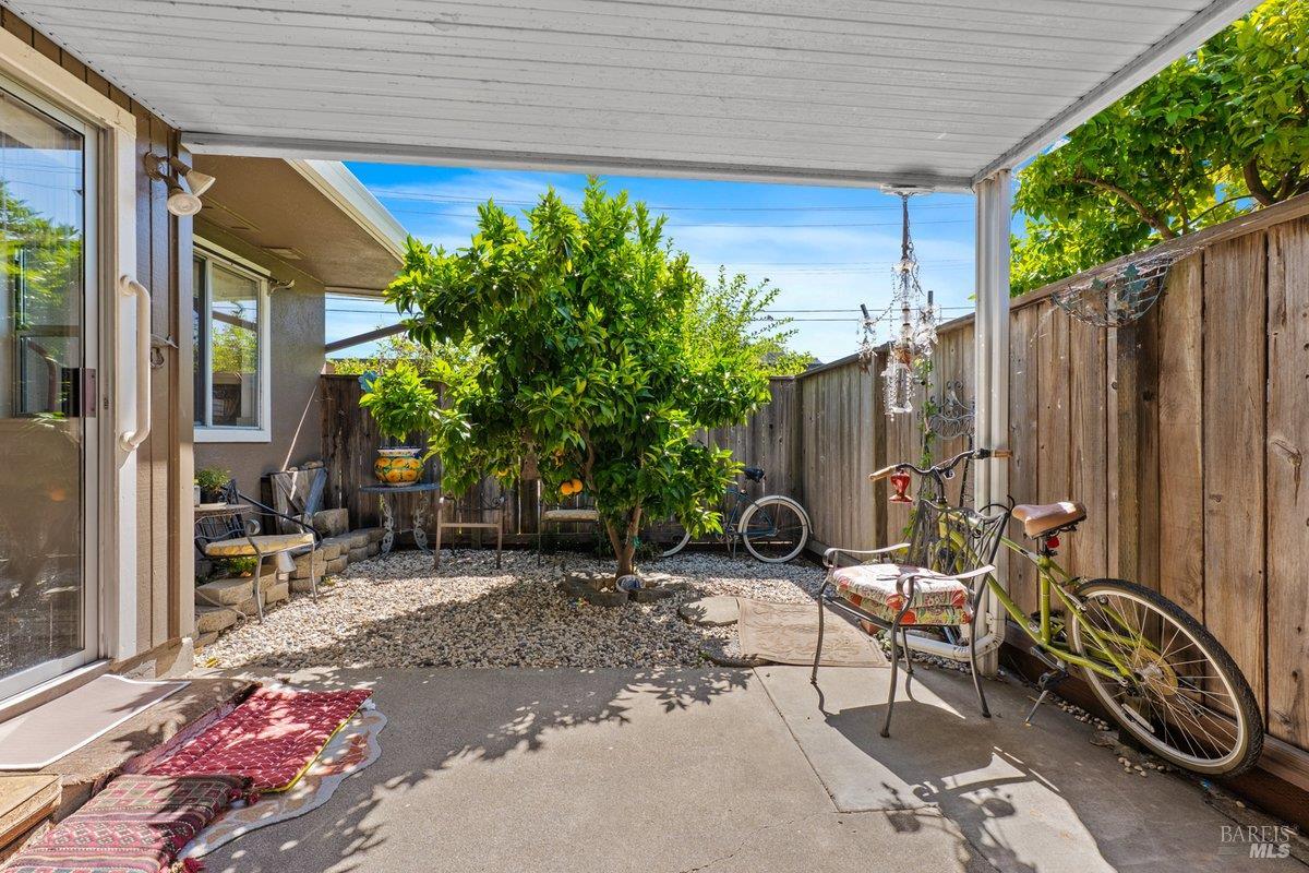 1072 Los Gamos Road, Unit E San Rafael, CA 94903 - Photo 19 of 23